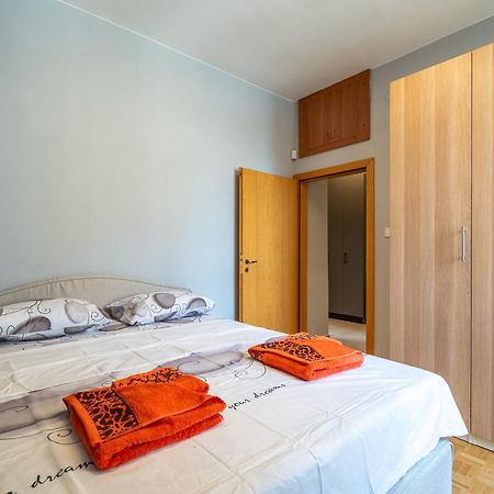 Downtown Apartment Eymi Szófia Kültér fotó